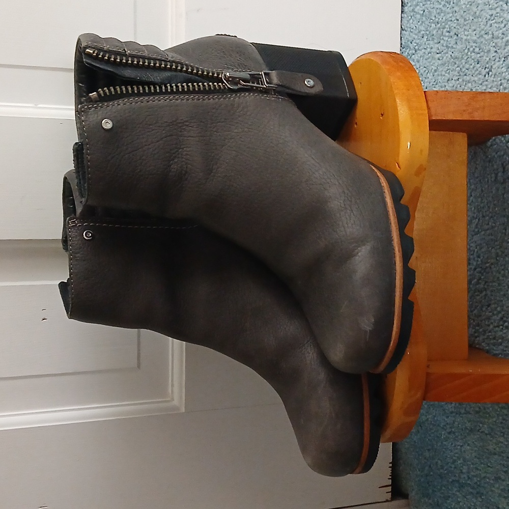 Sorel Heel Booties